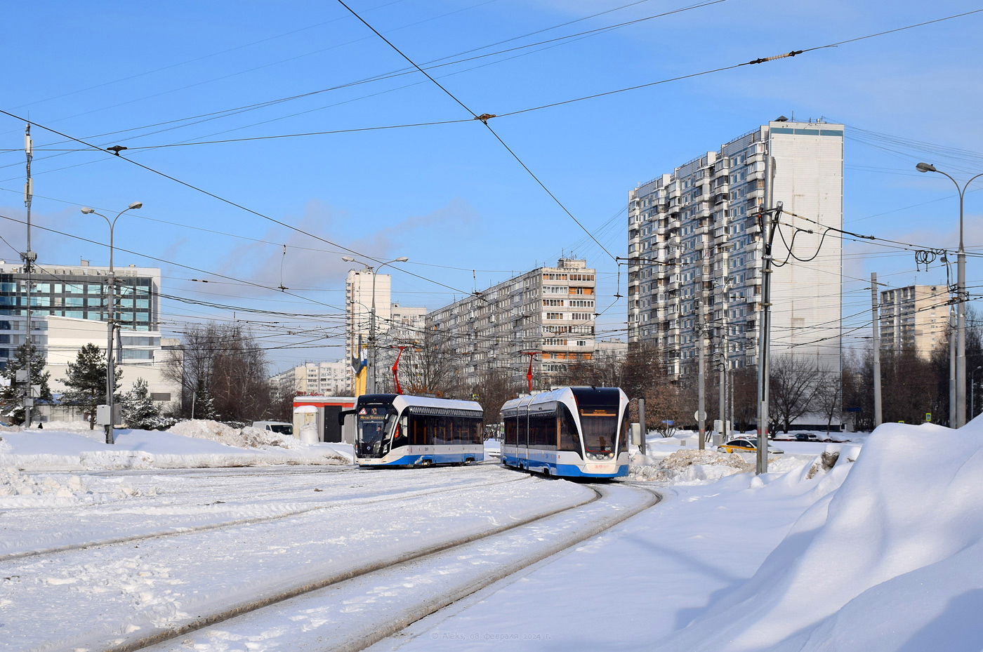 Maskva, 71-911EM “Lvyonok” nr. 30619; Maskva, 71-931M “Vityaz-M” nr. 31396; Maskva — Terminus stations
