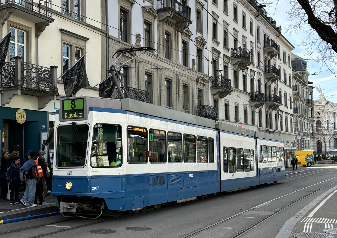Цюрих, SWP/SIG/ABB Be 4/8 "Tram 2000 Sänfte" № 2107