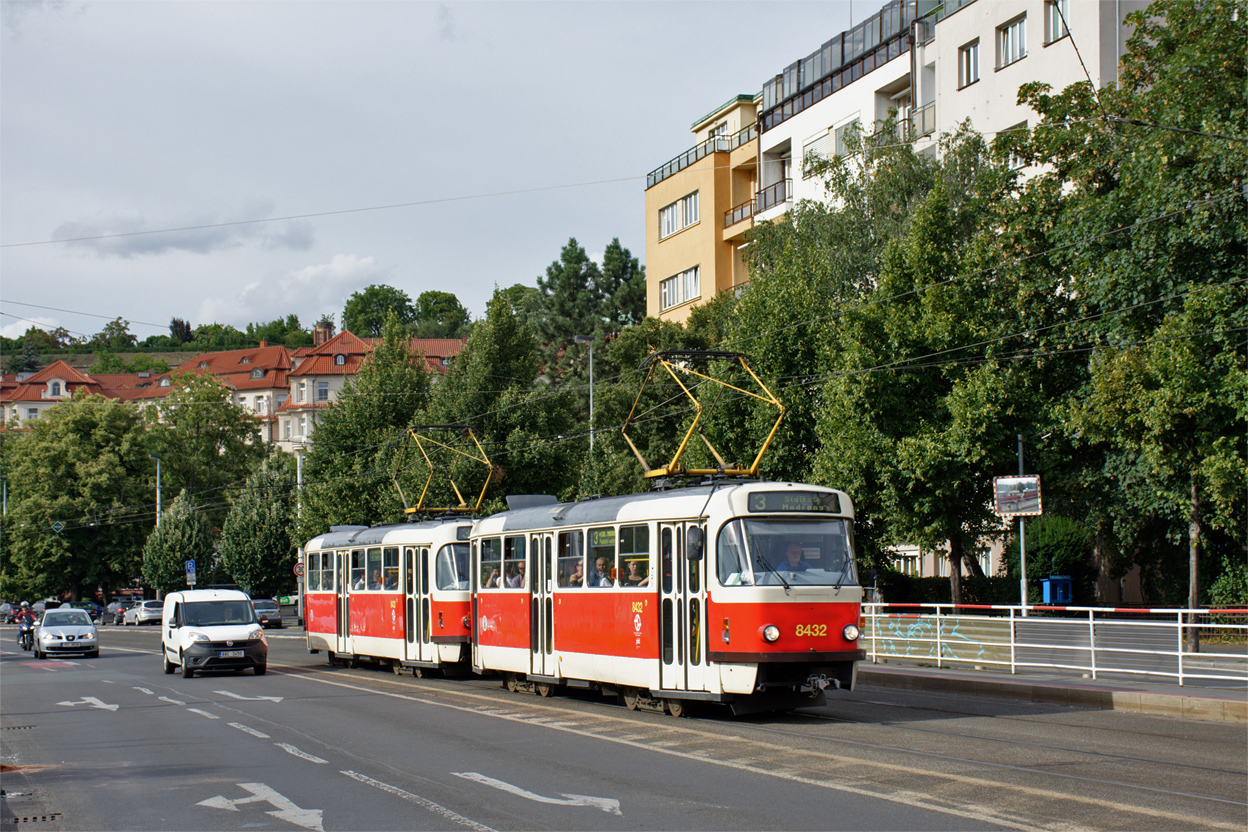Прага, Tatra T3R.P № 8432