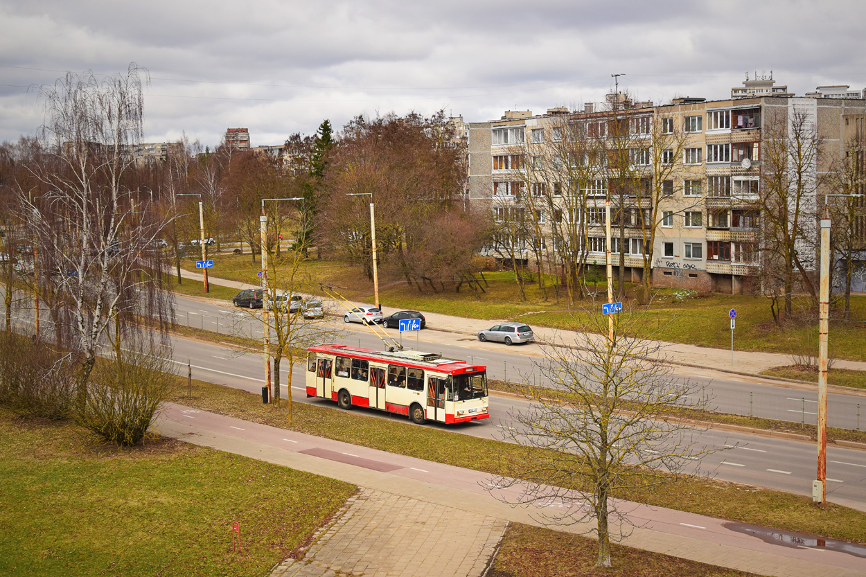 Vilnius — Loops and lines