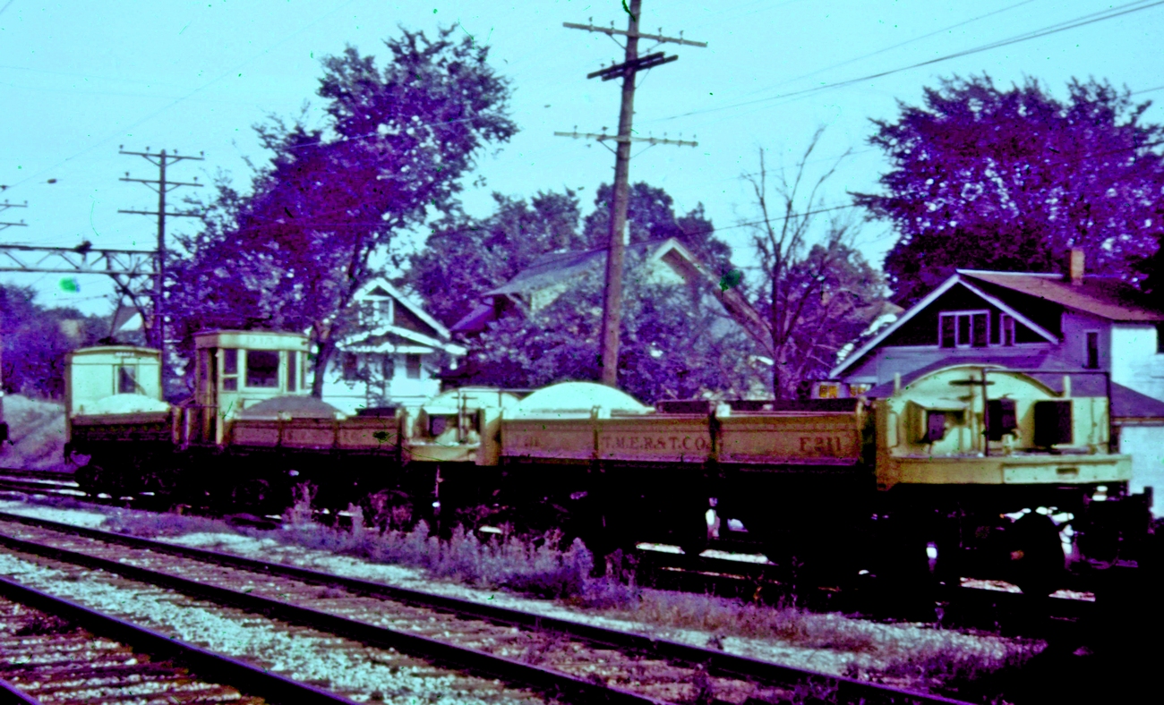 Milwaukee, 4-axle trailer cargo car # F211; Milwaukee — Old Photos