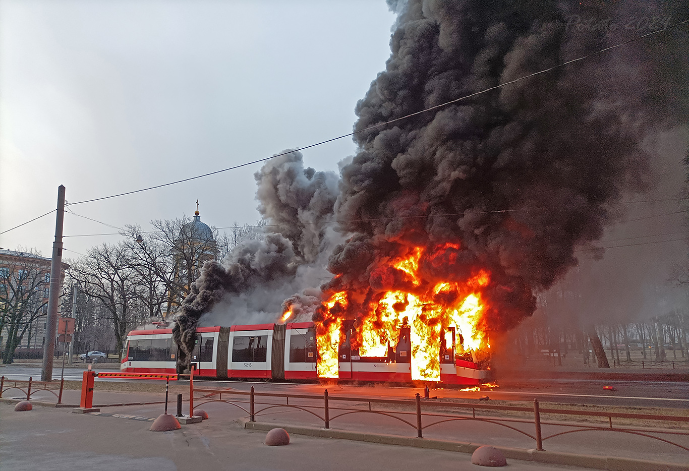 Saint-Pétersbourg, BKM 84300M N°. 5213; Saint-Pétersbourg — Incidents
