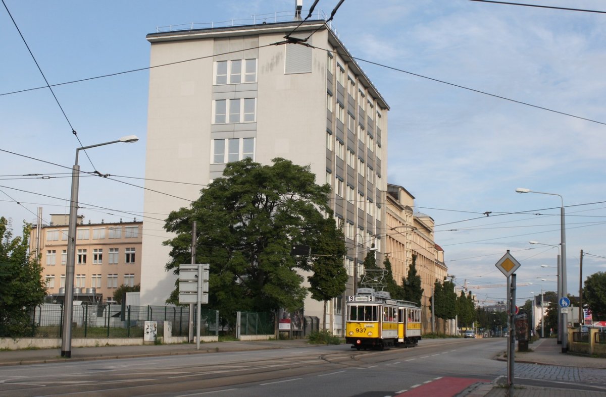 Дрезден, Двухосный моторный Dresden № 937 (201 302); Дрезден — 150 лет трамвайному движению в Дрездене (24.09.2022)