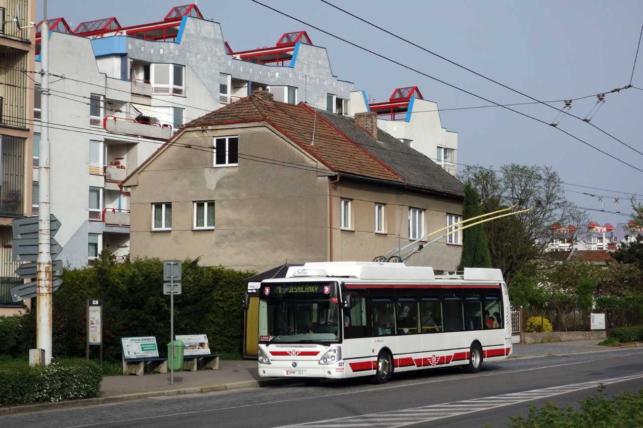 Pardubice, Škoda 24Tr Irisbus Citelis N°. 321