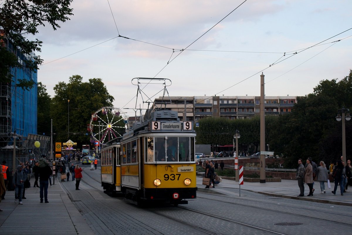 Дрезден, Двухосный моторный Dresden № 937 (201 302); Дрезден — 150 лет трамвайному движению в Дрездене (24.09.2022)