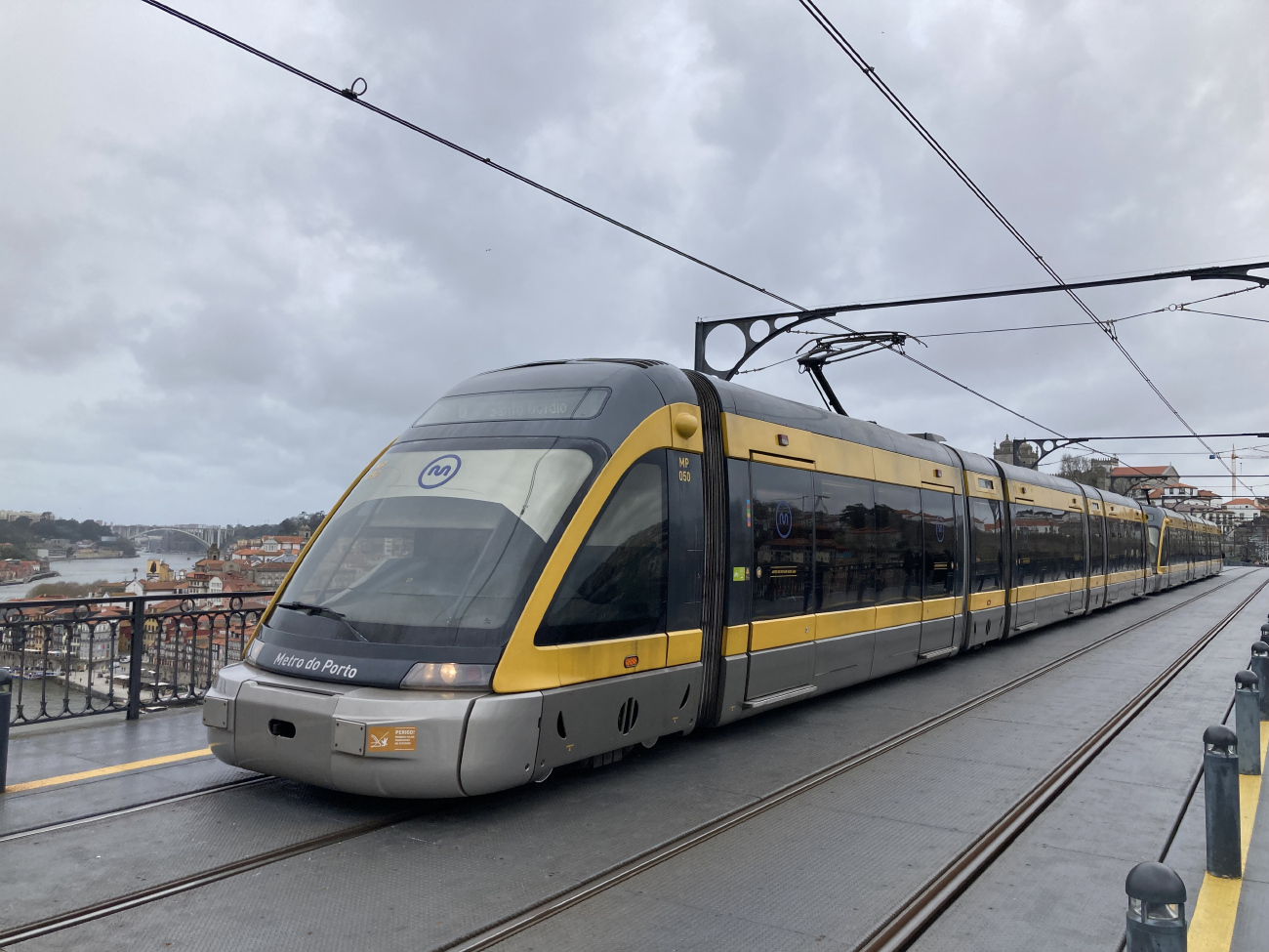 Porto, Bombardier Eurotram (Flexity Outlook) nr. MP050