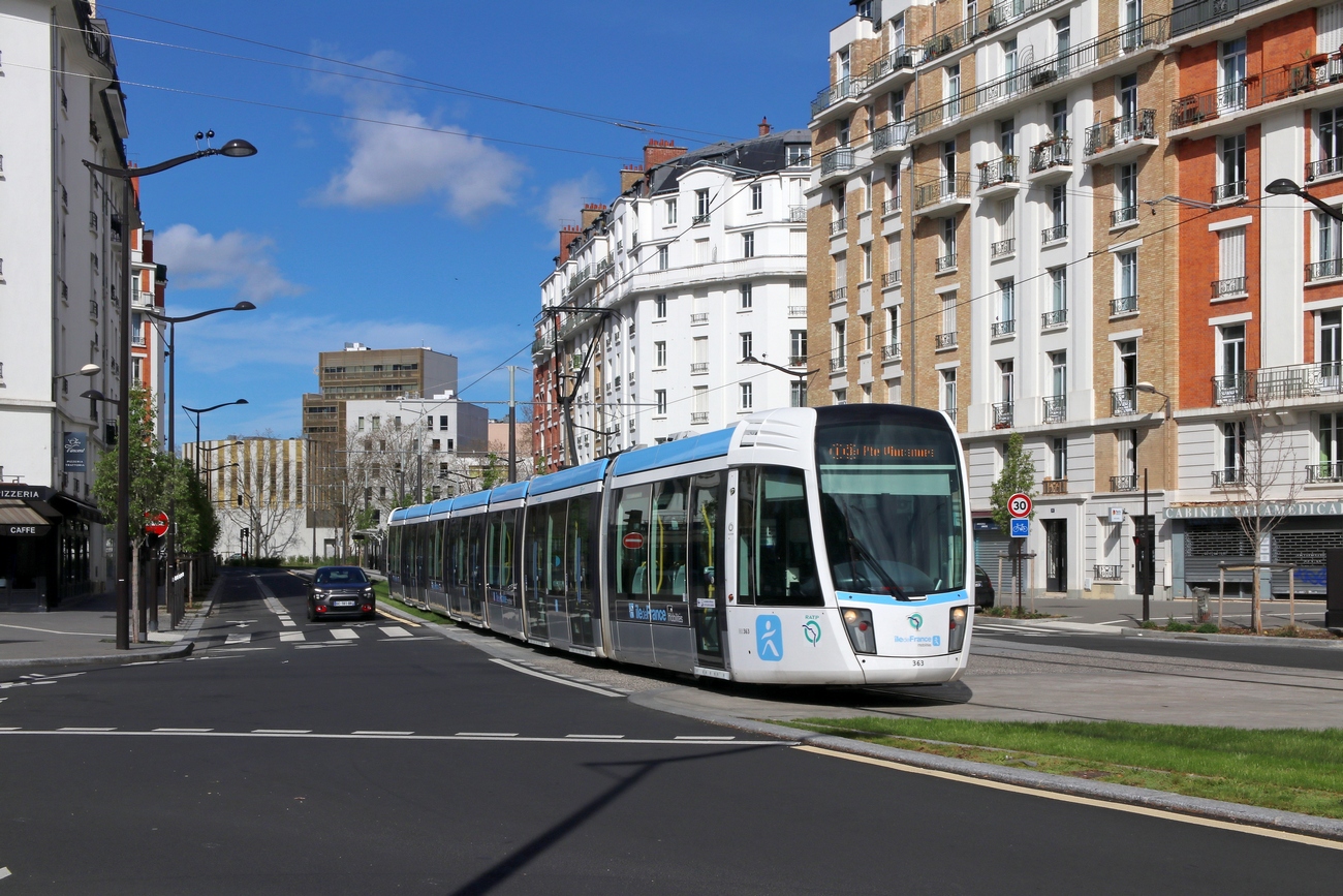 Paris - Versailles - Yvelines, Alstom Citadis 402 nr. 363; Paris - Versailles - Yvelines — Tram line T3
