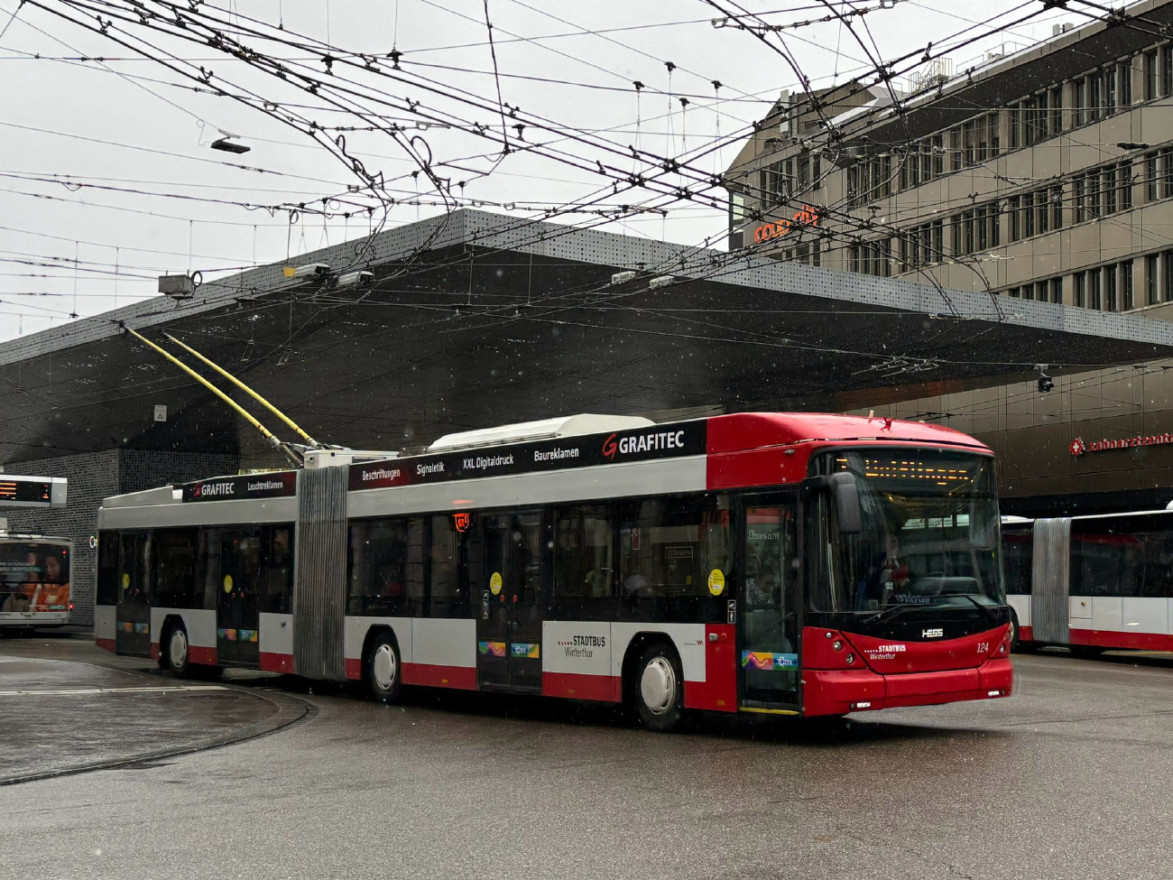 Винтертур, Hess SwissTrolley 3 (BGT-N1C) № 124