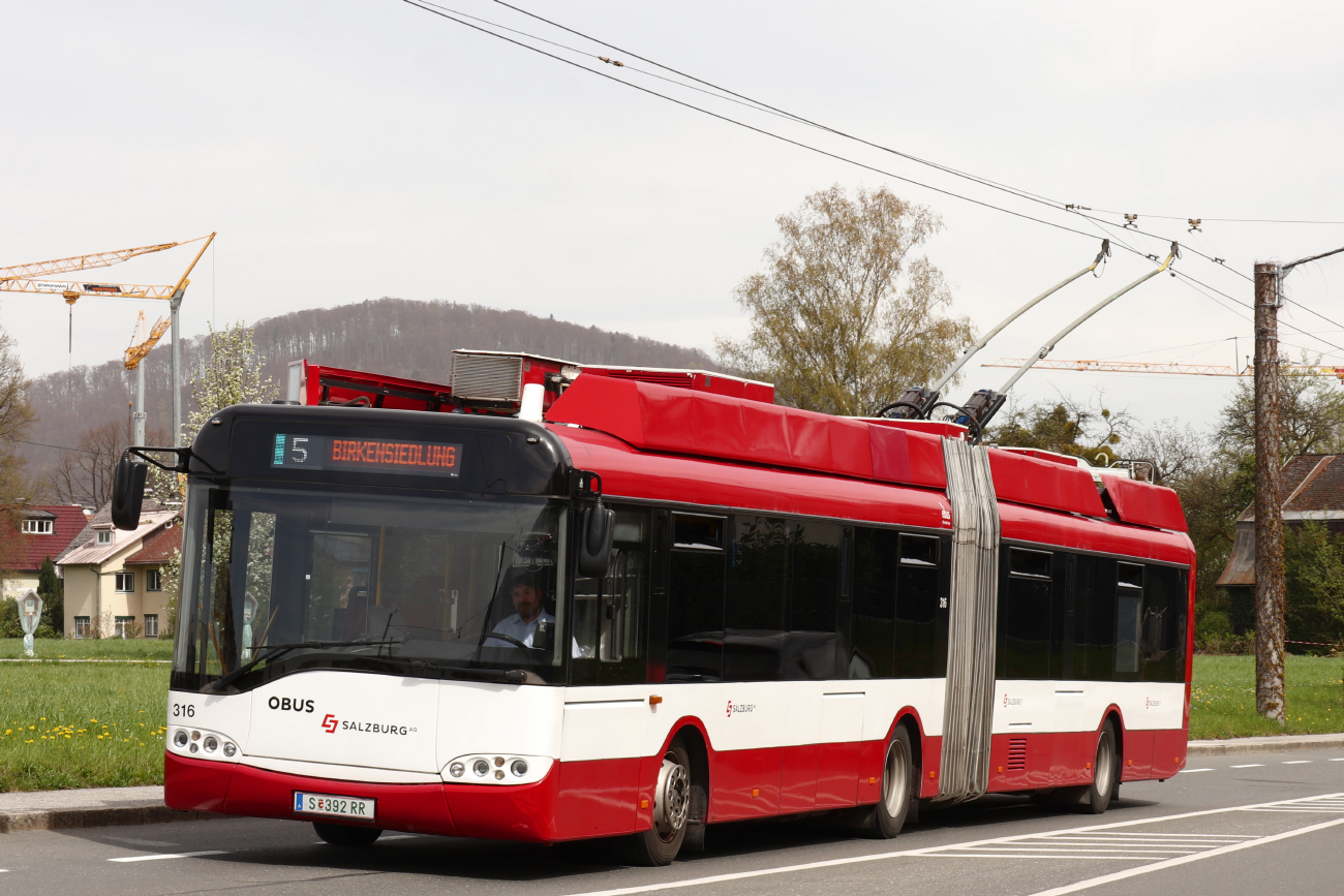 Salzburg, Solaris Trollino II 18 AC — 316