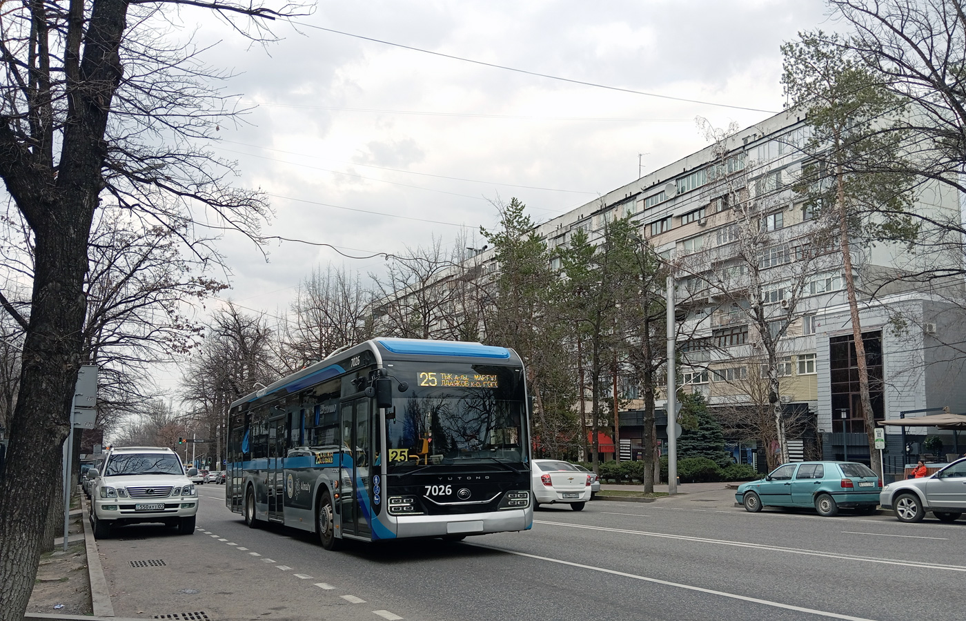 Almati, Yutong ZK6128BEVG № 7026