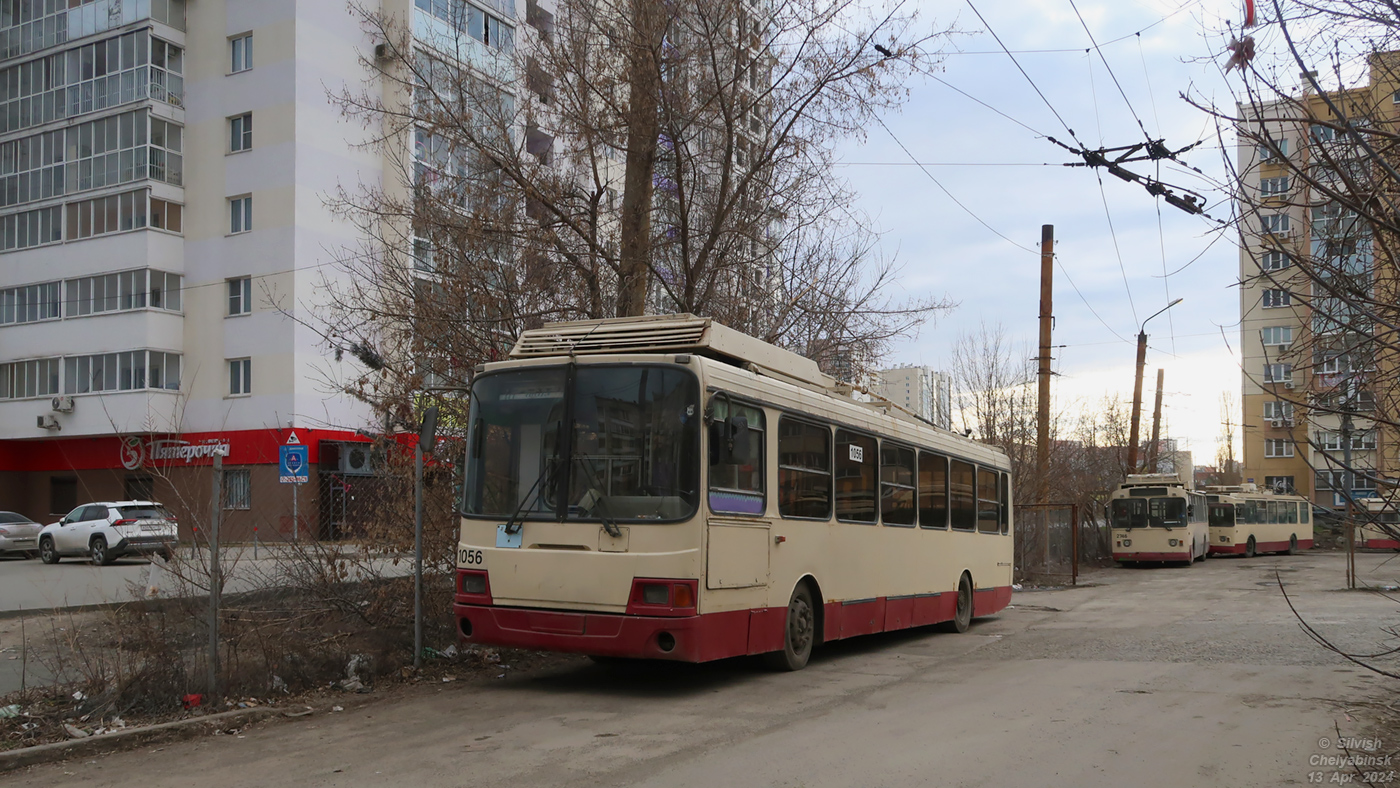 Челябинск, ЛиАЗ-5280 (ВЗТМ) № 1056