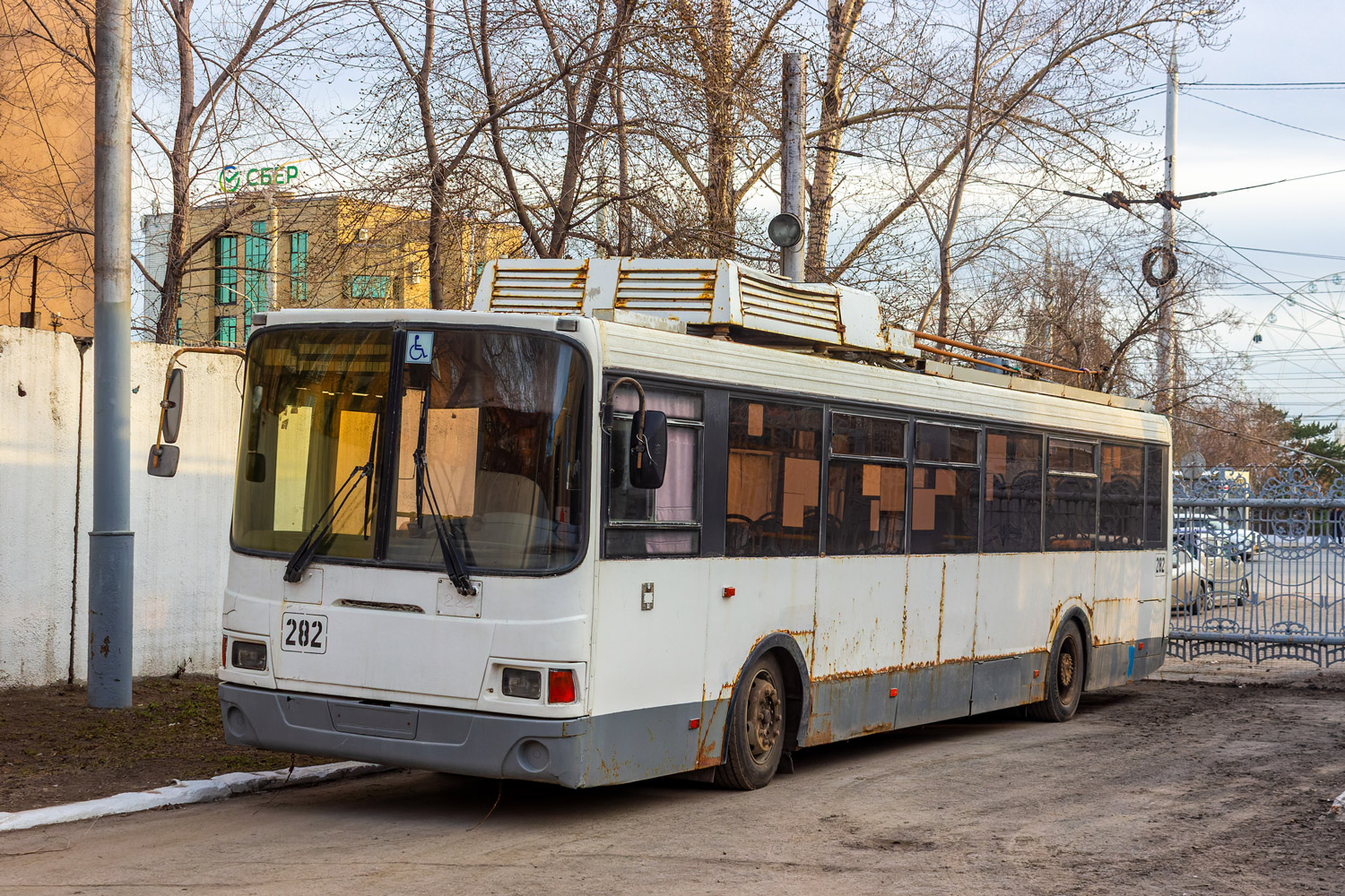 Омск, ЛиАЗ-52803 № 282