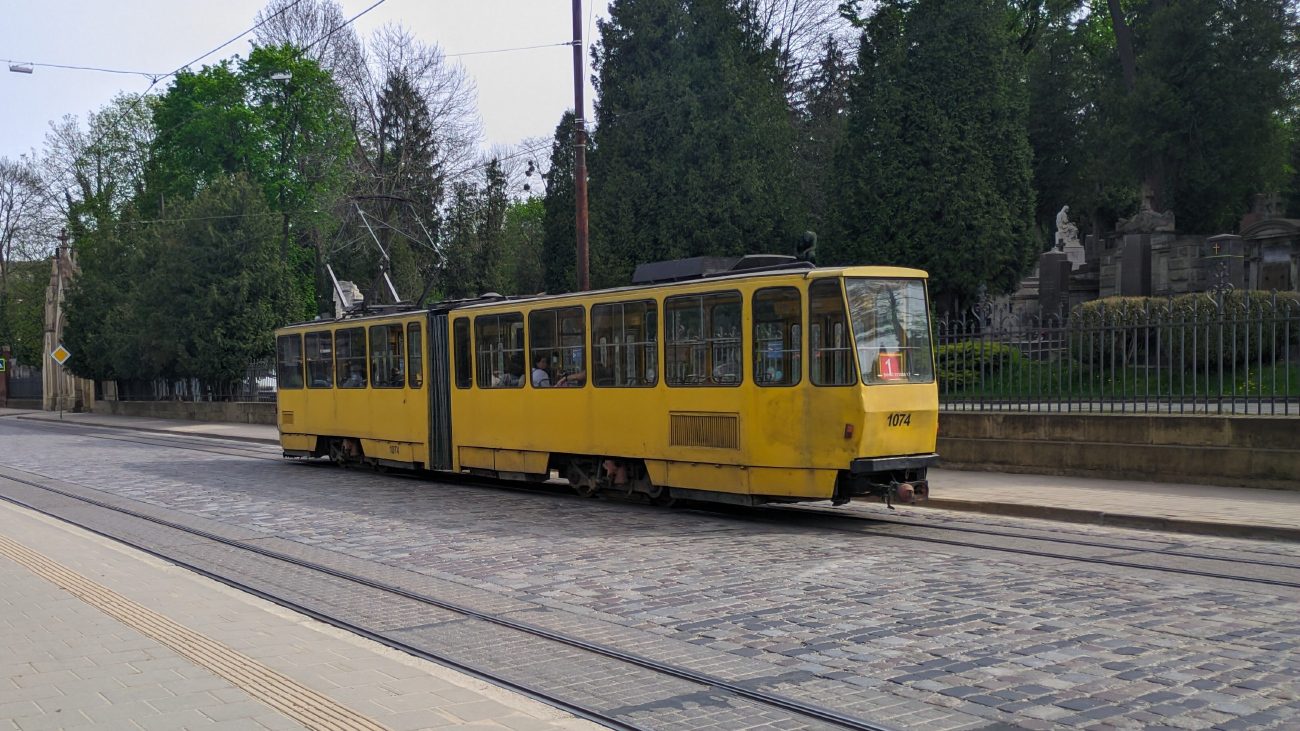 Львов, Tatra KT4SU № 1074