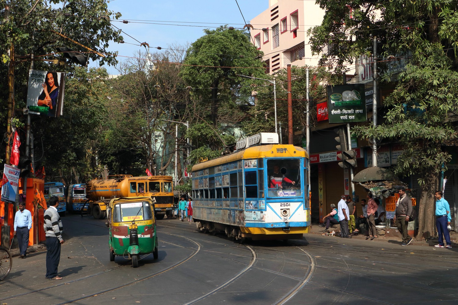 Kolkata, 4-axle motor car # 250-1 (২৫০-১)