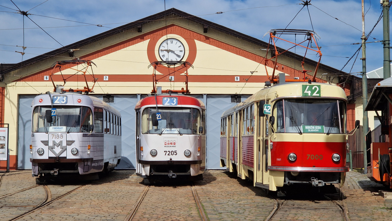 Прага, Tatra T3SUCS № 7188; Прага, Tatra T3SUCS № 7205; Прага, Tatra K2 № 7000