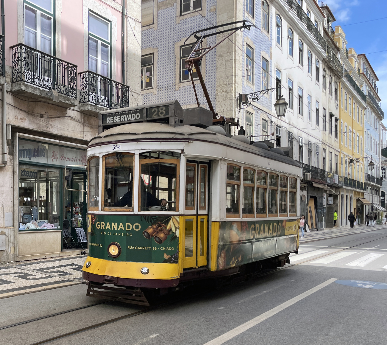 Lisbon, Carris 2-axle motorcar (Remodelado) Nr 554