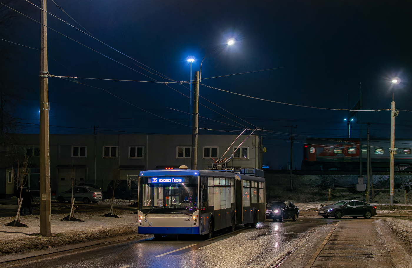 Pietari, Trolza-6206.01 “Megapolis” # 1136