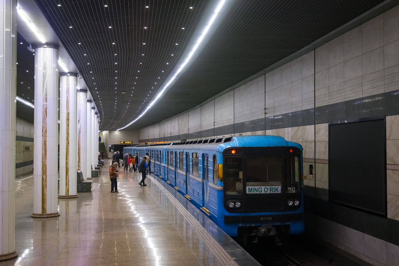 Ташкент, 81-717.5 (ЛВЗ/ВМ) № 10029; Ташкент — Метрополитен — Юнусабадская линия