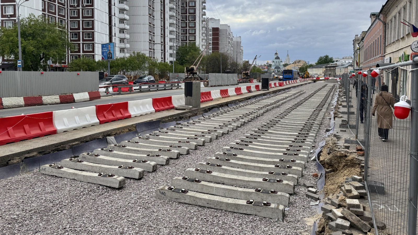 Москва — Строительство трамвайной линии на улице Сергия Радонежского