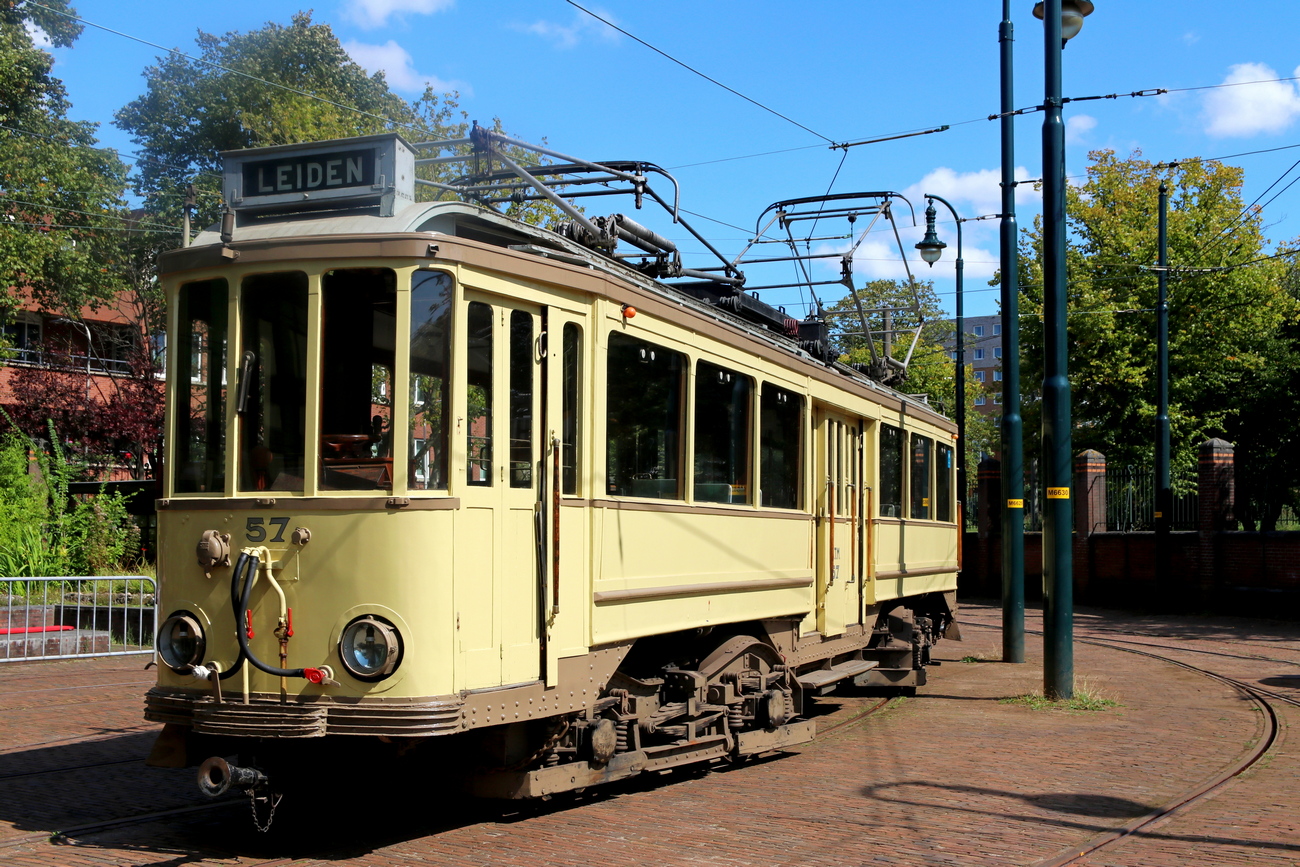 Den Haag, Linke-Hofmann 4-axle motor car # 57